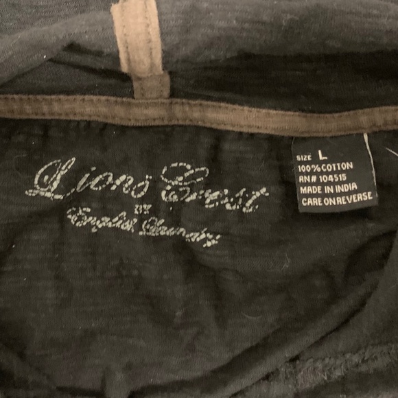 Lions Crest by English Laundry Black Hooded Tank Top - Picture 3 of 3